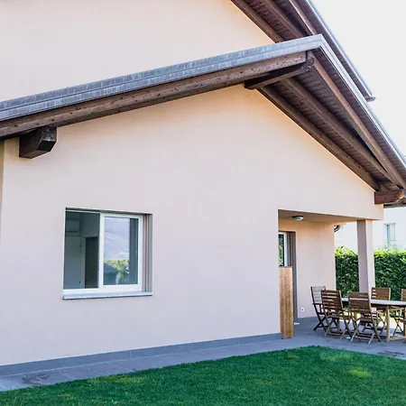 Agata House Apartament *